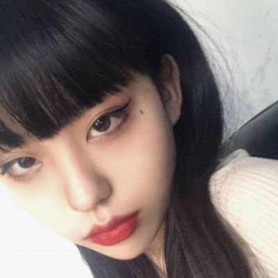 18岁截肢女孩重返校园战高考